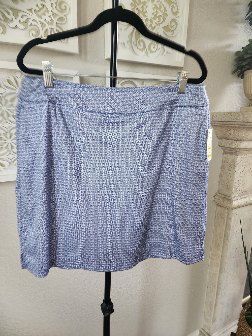 Greg Norman Collection Blue Patterned Golf Skort